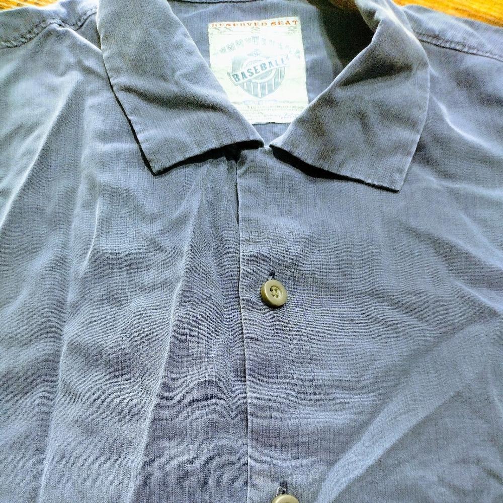 TOMMY BAHAMA - Milwaukee Brewers Vintage button down shirt - size M/M
